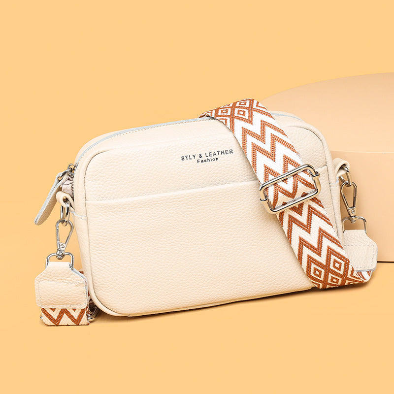 Sac carré chic brodé &amp; bandoulière colorée