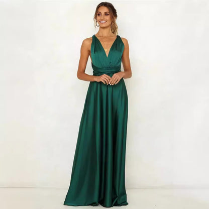Robe satinée dos nu V‑décolleté