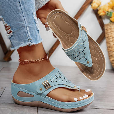 Sandales Rome‑wedges élégantes renforcées