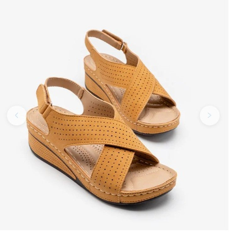 Sandales d’été femme en wedges Velcro