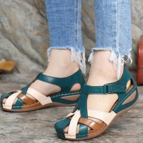 Sandales compensées rétro femme élégantes