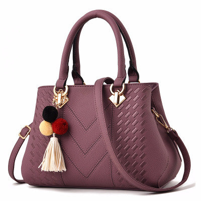 Luxury Ladies Crossbody Handbag – Chic & Practical