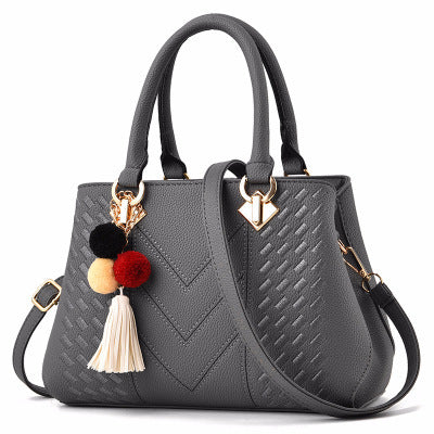 Luxury Ladies Crossbody Handbag – Chic & Practical