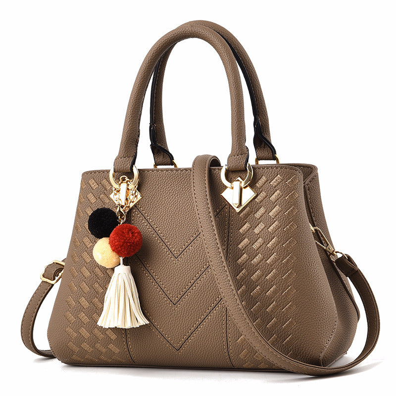 Luxury Ladies Crossbody Handbag – Chic & Practical