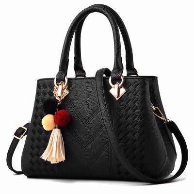 Luxury Ladies Crossbody Handbag – Chic & Practical
