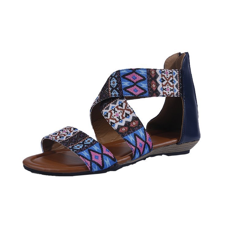 Sandales plates bohème – style ethnic chic bord de mer