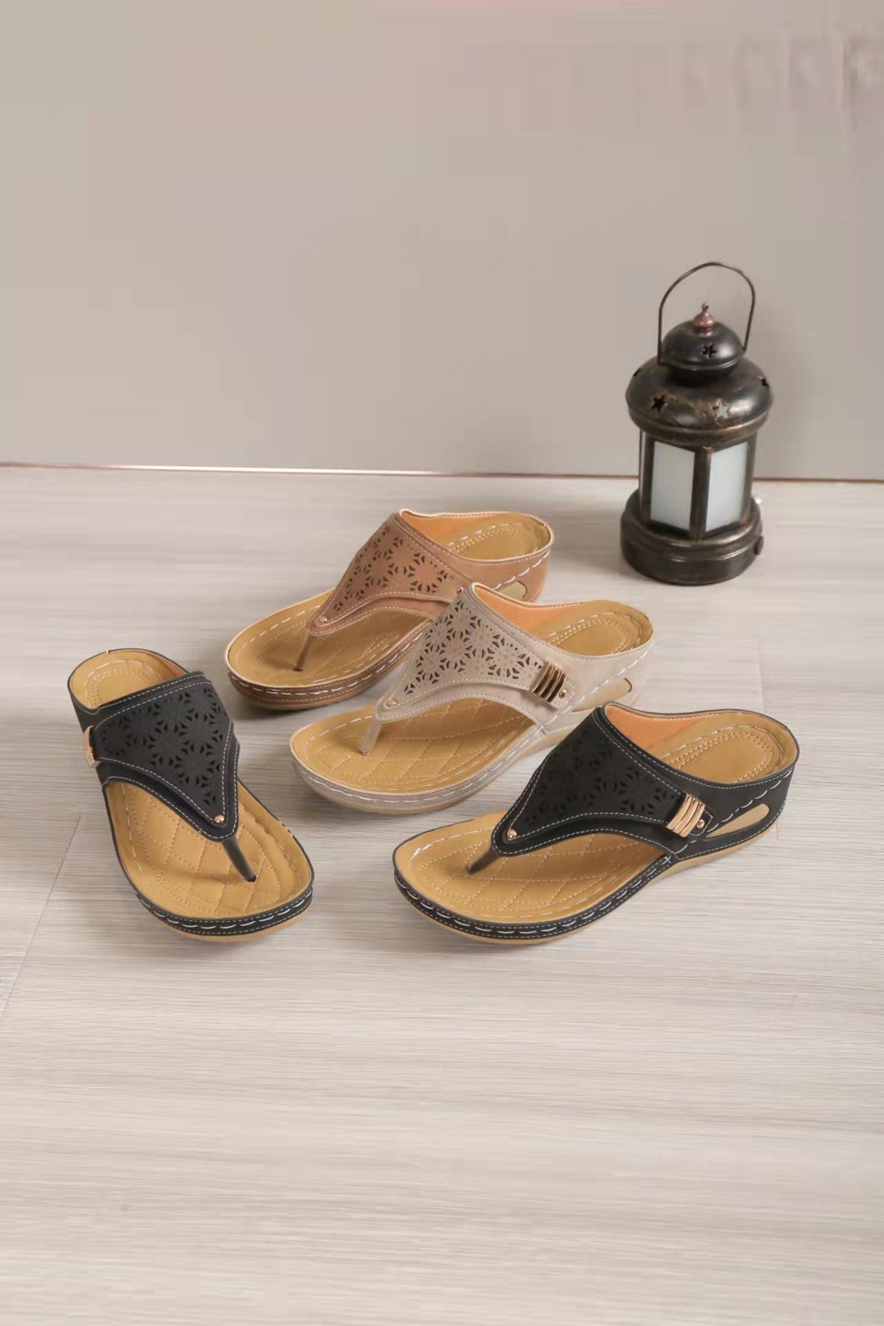 Sandales Rome‑wedges élégantes renforcées