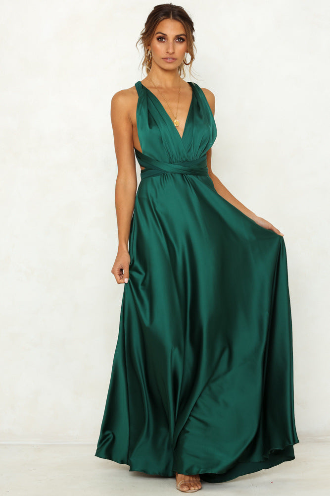 Robe satinée dos nu V‑décolleté