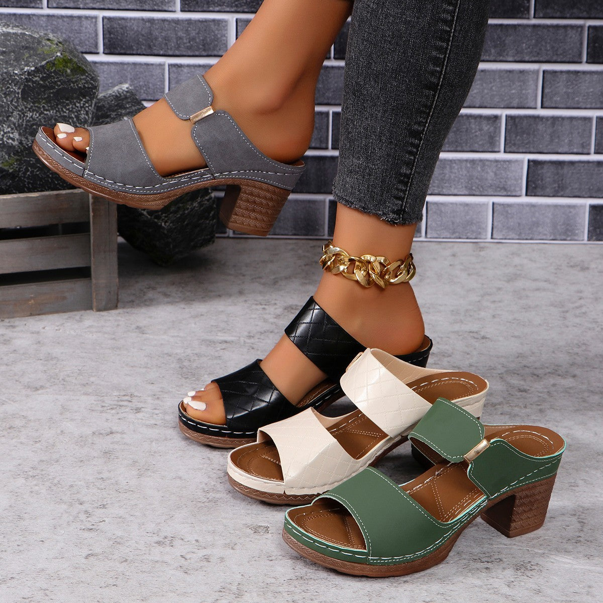 Sandales à talon chunky été – Plaid &amp; Élégance