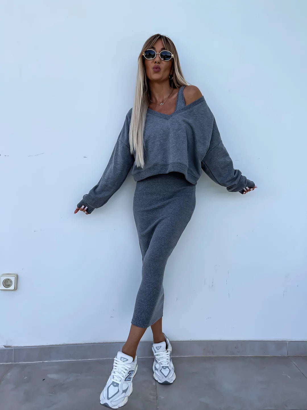 Ensemble chic gilet‑jupe v‑neck printanier