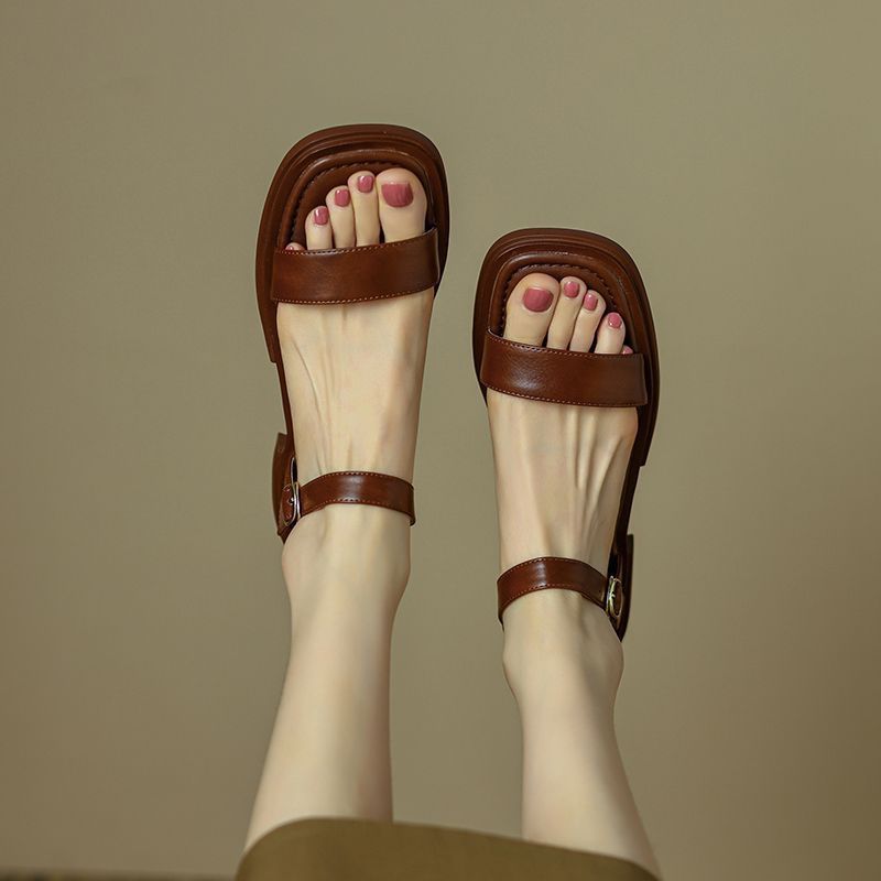 Sandales rétro cuir souple été