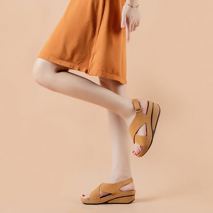 Sandales d’été femme en wedges Velcro